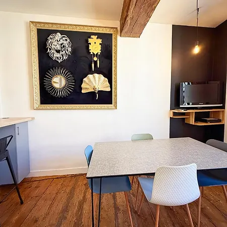 Molinski, Centre-ville A 5 Min Du Port Apartment